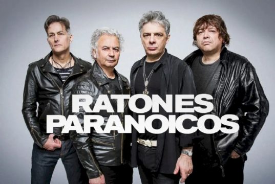 Ratones Paranoicos en Estadio Vélez