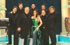 Los Palmeras y Jimena Barón la rompen con “La Cobra”