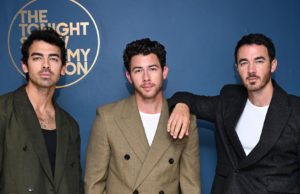 “Greetings from Your Hometown” El regreso de los Jonas Brothers