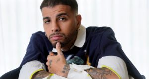 Rauw Alejandro vuelve a sus raíces con el nuevo álbum «Cosa Nuestra: Capítulo 0»