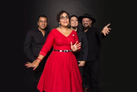La Santa Cecilia lanza “Los Años”, un álbum inspirado en sus 19 años de trayectoria